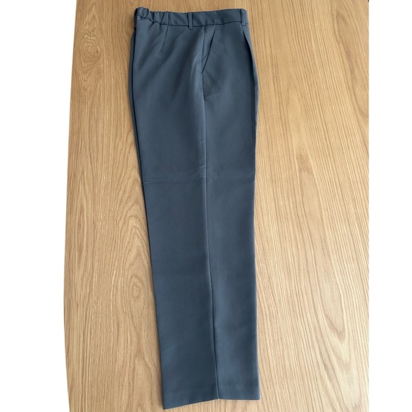 GU Dark Gray Pleated Dress Pants XL Women - Picture 2 of 4